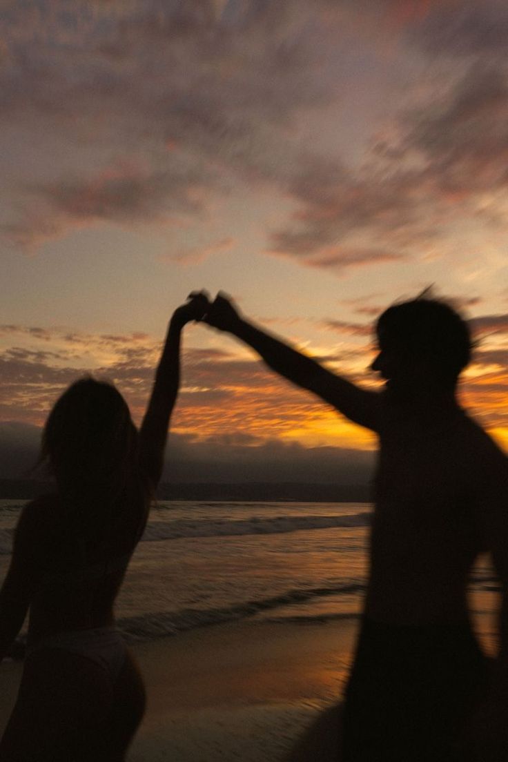 adolescentes compartiendo amistad y conexión emocional