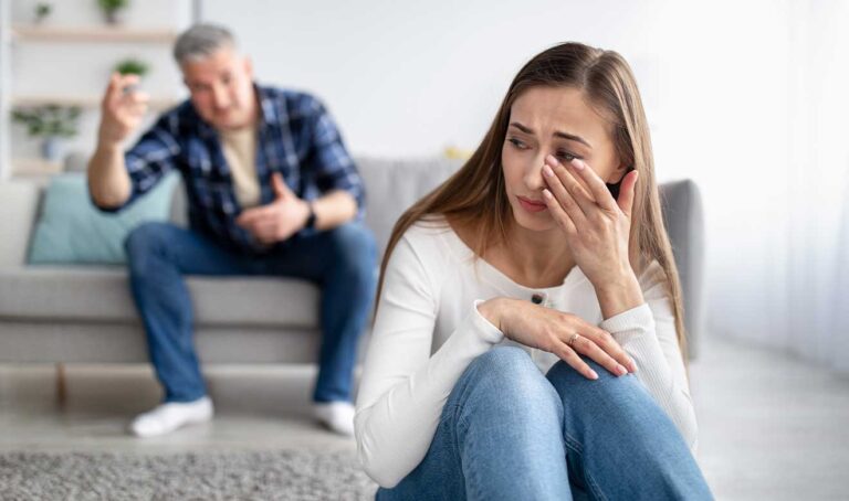 Identificar gaslighting en la pareja en Logroño - PsicoBienestar